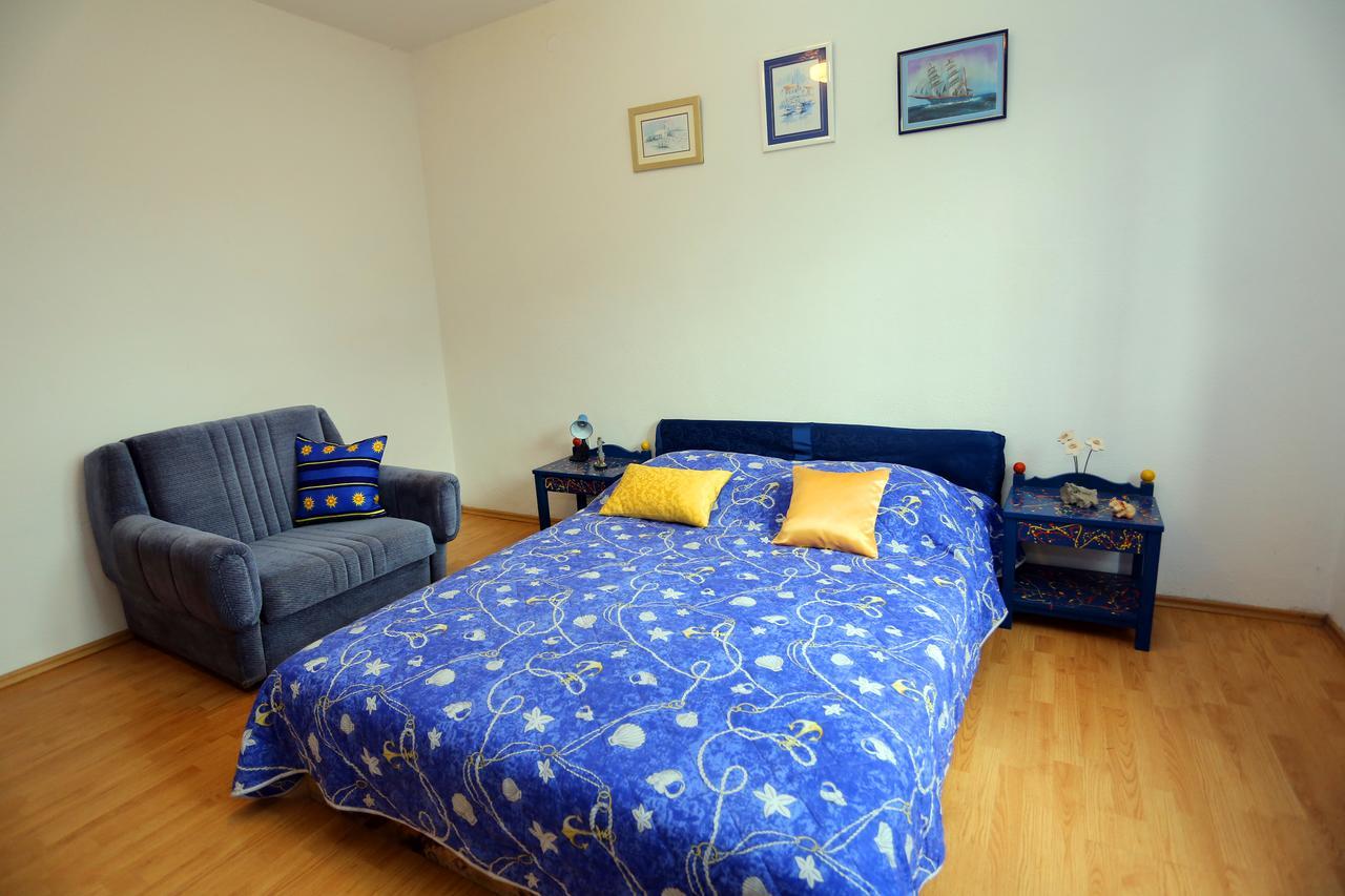 Apartments M&J Supetar Extérieur photo