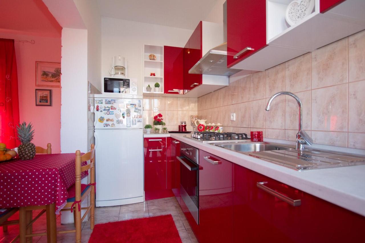 Apartments M&J Supetar Extérieur photo